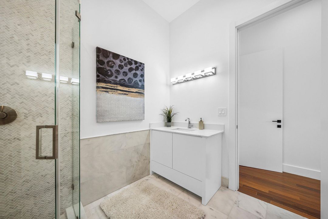 На продажу: $5,750,000 (6 спален, 6 ванн, 5858 Квадратных фут)