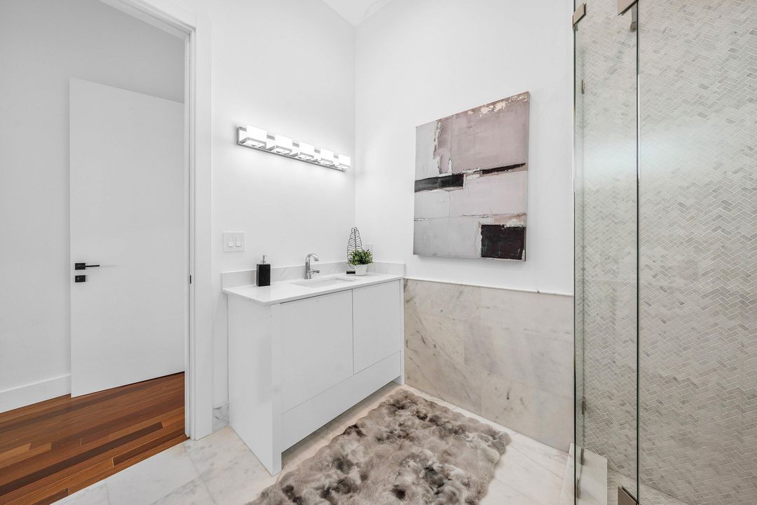 На продажу: $5,750,000 (6 спален, 6 ванн, 5858 Квадратных фут)