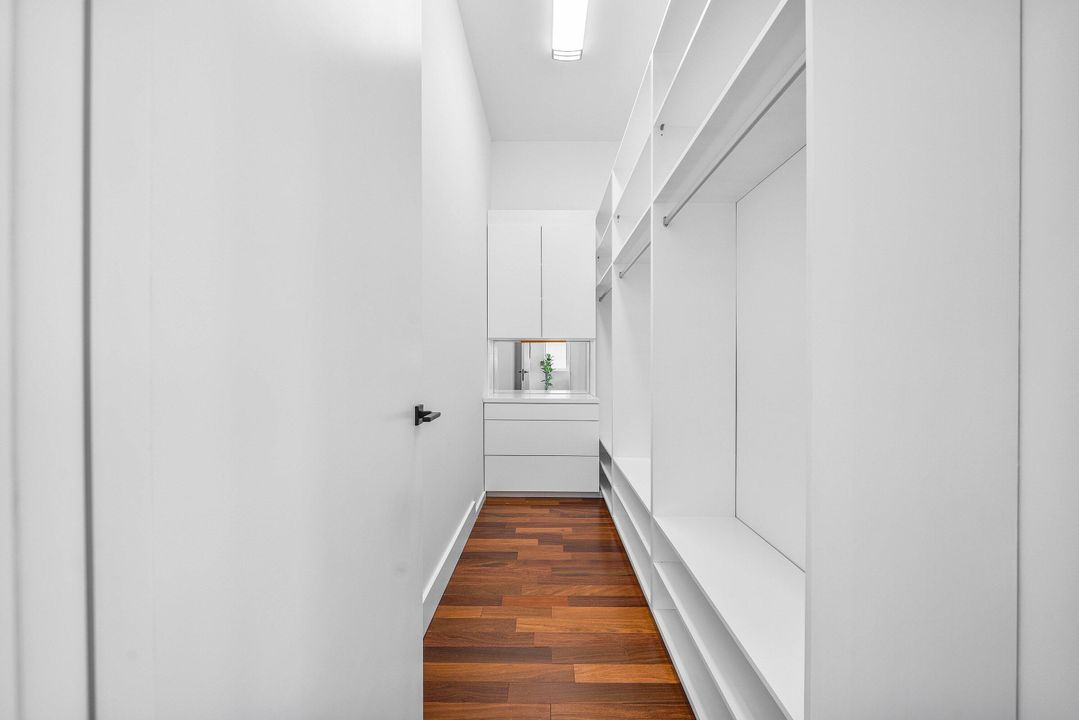 На продажу: $5,750,000 (6 спален, 6 ванн, 5858 Квадратных фут)