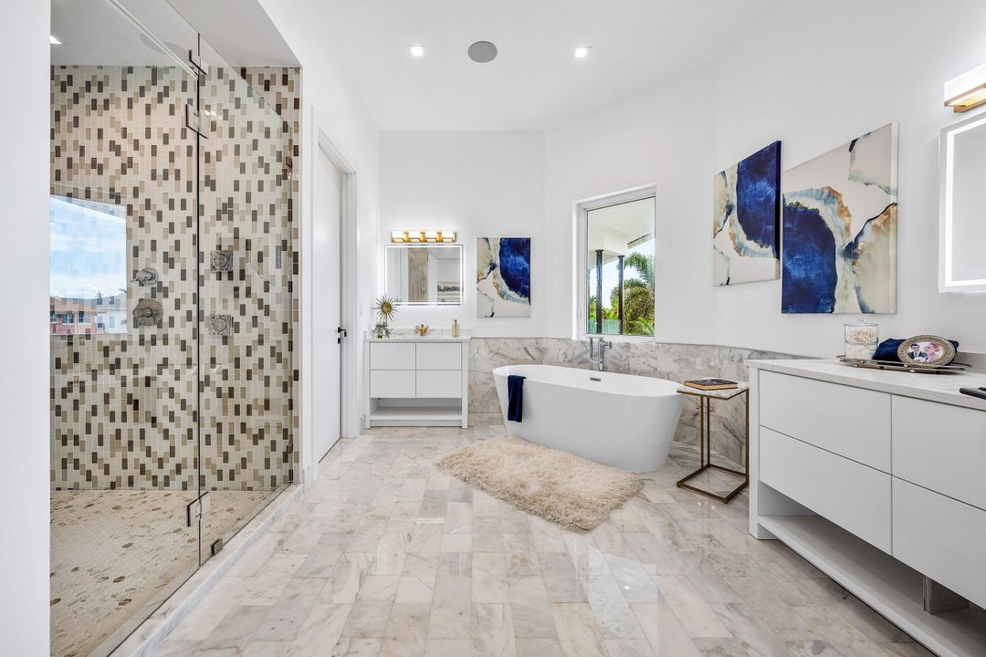 На продажу: $5,750,000 (6 спален, 6 ванн, 5858 Квадратных фут)