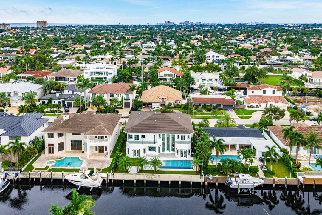 На продажу: $5,750,000 (6 спален, 6 ванн, 5858 Квадратных фут)