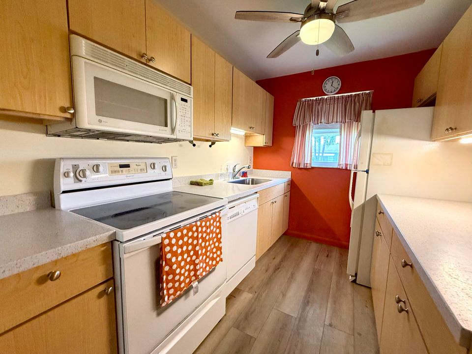 En Venta: $119,900 (1 camas, 1 baños, 954 Pies cuadrados)