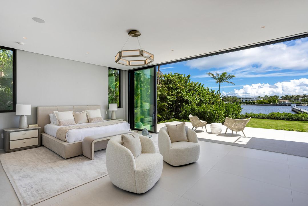 For Sale: $21,000,000 (7 beds, 8 baths, 7631 Square Feet)