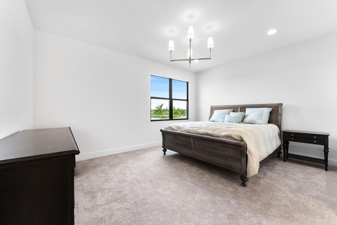 For Sale: $2,870,000 (5 beds, 5 baths, 5256 Square Feet)