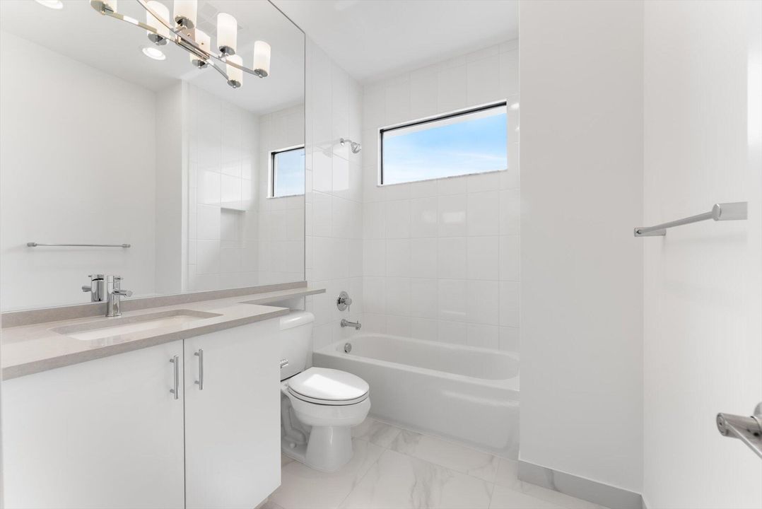 For Sale: $2,870,000 (5 beds, 5 baths, 5256 Square Feet)