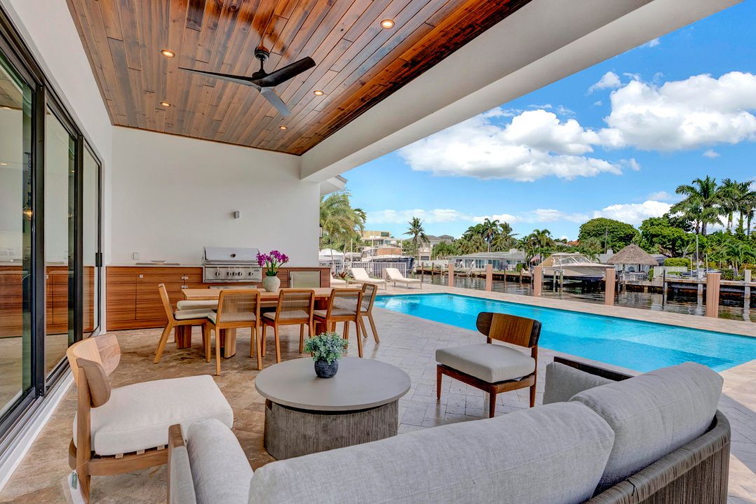 На продажу: $6,499,000 (5 спален, 4 ванн, 3858 Квадратных фут)