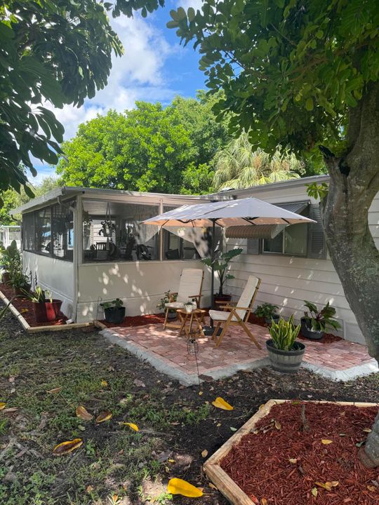 На продажу: $95,000 (4 спален, 2 ванн, 1750 Квадратных фут)