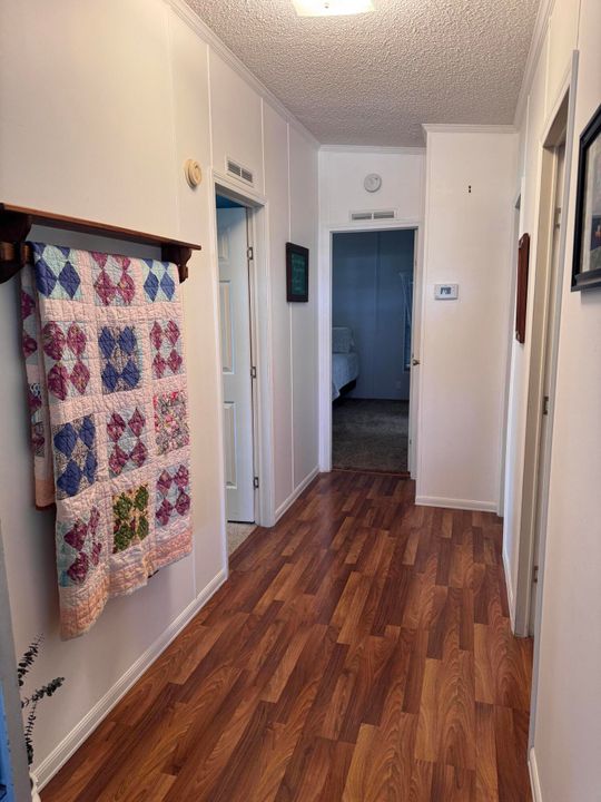 Active With Contract: $207,000 (2 beds, 2 baths, 1776 Square Feet)