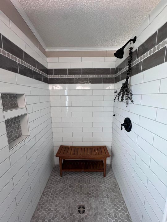 Active With Contract: $207,000 (2 beds, 2 baths, 1776 Square Feet)