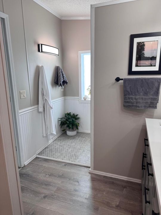 Active With Contract: $207,000 (2 beds, 2 baths, 1776 Square Feet)