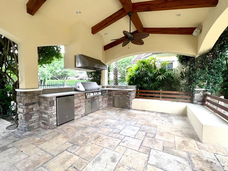 En Venta: $4,900,000 (5 camas, 6 baños, 6053 Pies cuadrados)