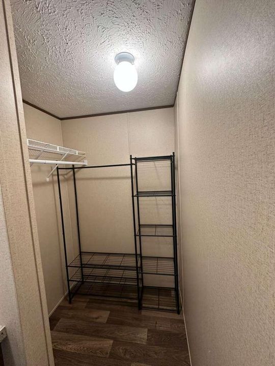 待售: $204,900 (3 贝兹, 2 浴室, 924 平方英尺)