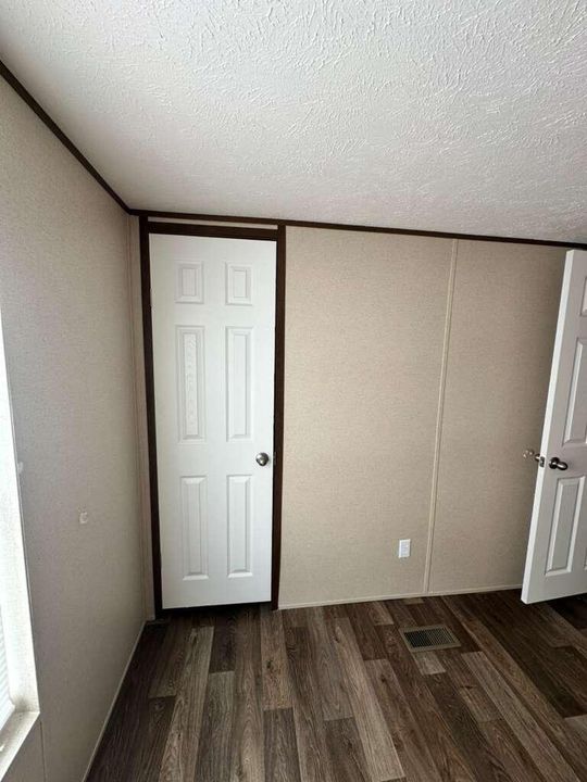 待售: $204,900 (3 贝兹, 2 浴室, 924 平方英尺)