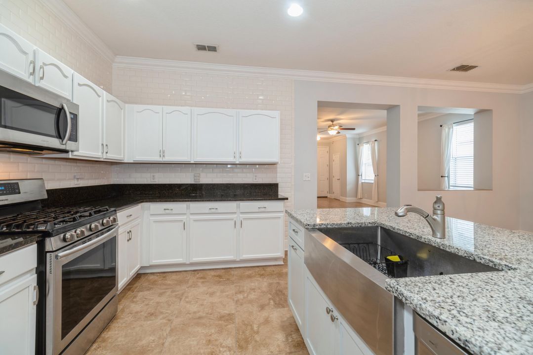 En Renta: $2,850 (3 camas, 2 baños, 1622 Pies cuadrados)