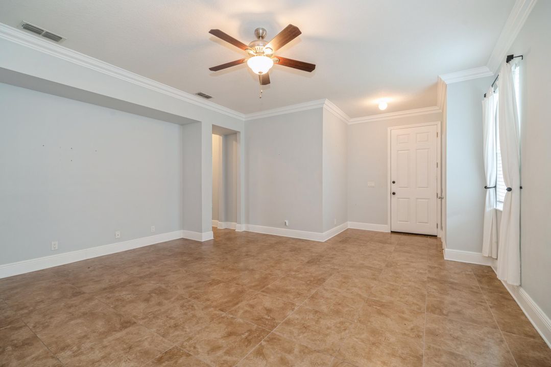 En Renta: $2,850 (3 camas, 2 baños, 1622 Pies cuadrados)