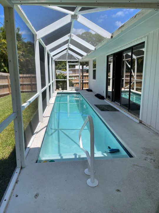 For Rent: $3,000 (3 beds, 2 baths, 1399 Square Feet)