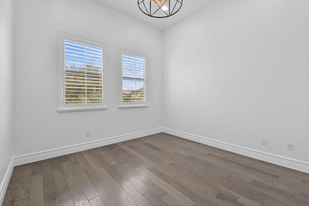 Activo con contrato: $1,999,999 (5 camas, 6 baños, 4783 Pies cuadrados)