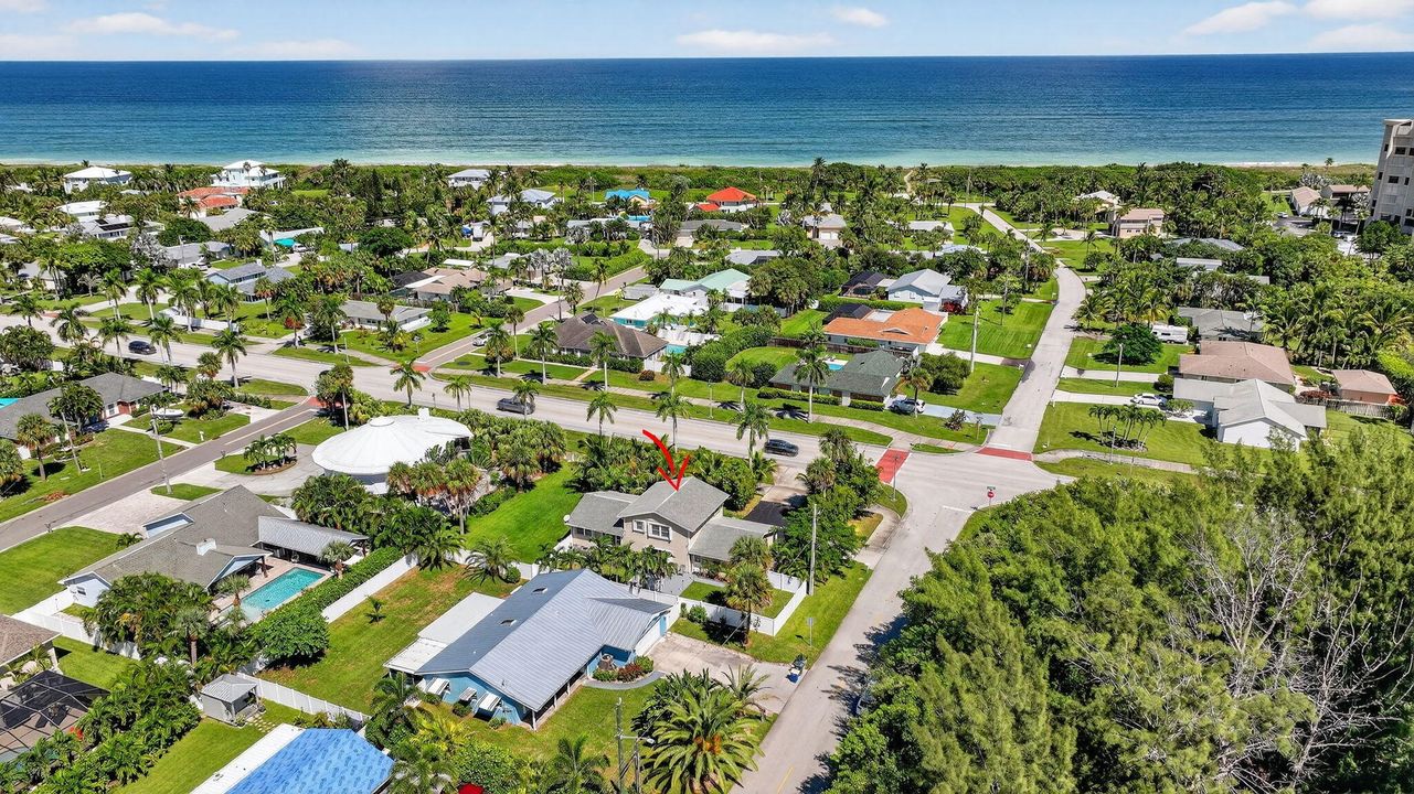 待售: $725,000 (4 贝兹, 3 浴室, 1866 平方英尺)