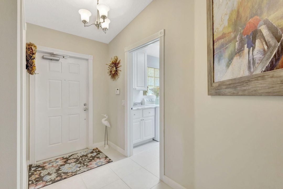 Active With Contract: $325,000 (2 beds, 2 baths, 1680 Square Feet)