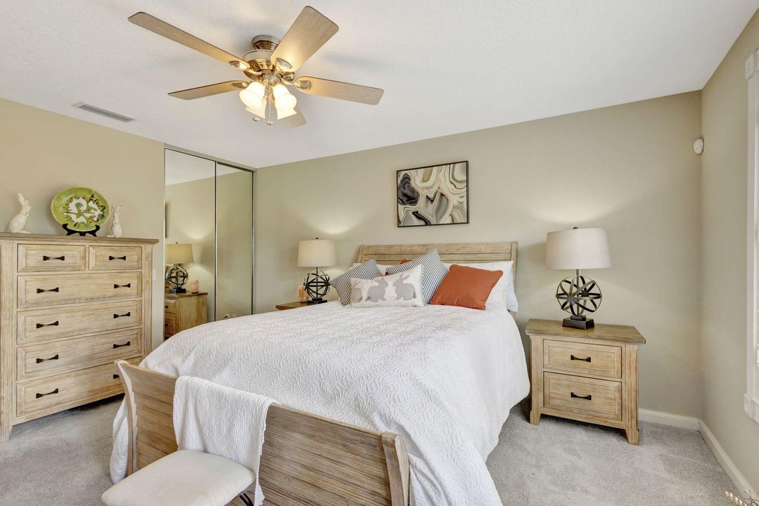 Active With Contract: $325,000 (2 beds, 2 baths, 1680 Square Feet)