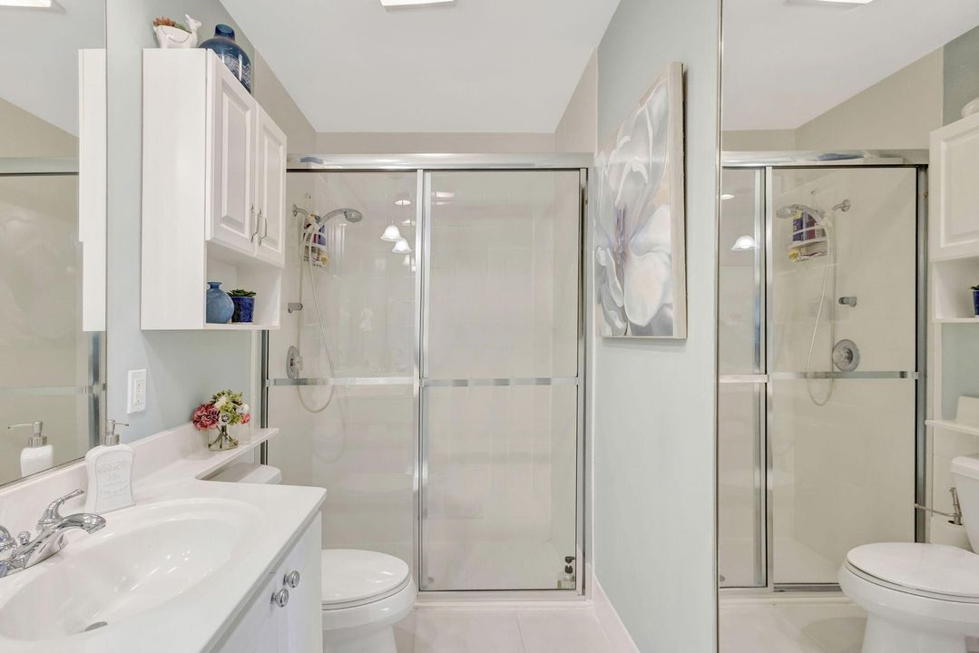 Active With Contract: $325,000 (2 beds, 2 baths, 1680 Square Feet)