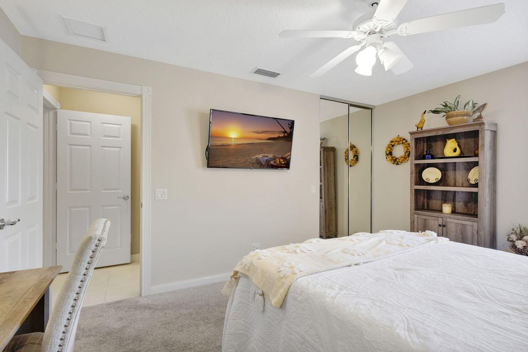 Active With Contract: $325,000 (2 beds, 2 baths, 1680 Square Feet)