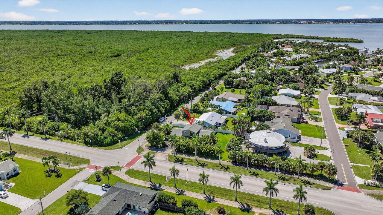 出租: $6,000 (3 贝兹, 2 浴室, 1866 平方英尺)