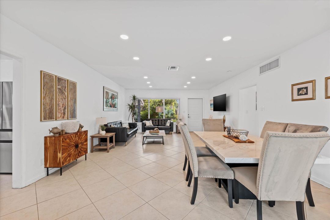 Active With Contract: $688,000 (3 beds, 2 baths, 1620 Square Feet)