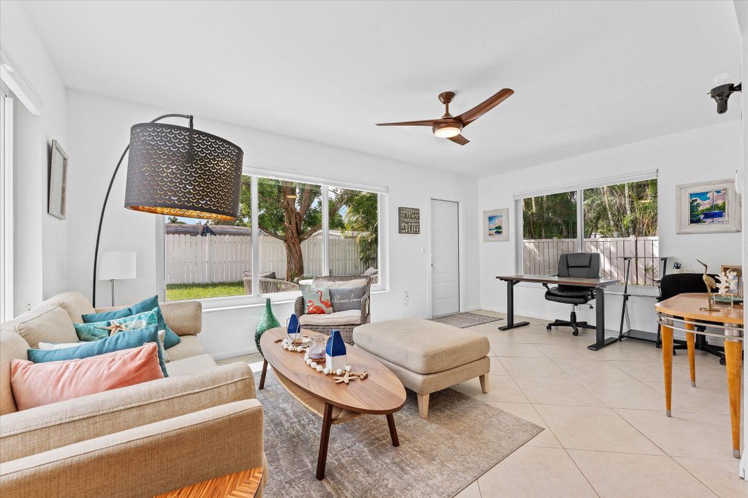 Active With Contract: $688,000 (3 beds, 2 baths, 1620 Square Feet)
