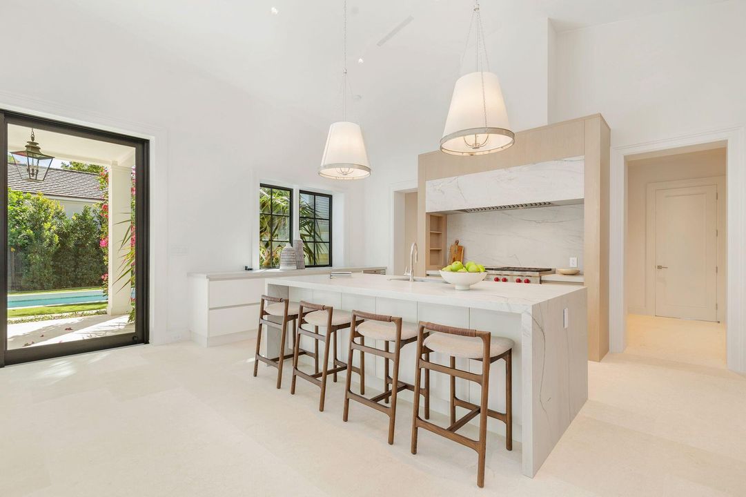 En Venta: $8,990,000 (6 camas, 7 baños, 5893 Pies cuadrados)