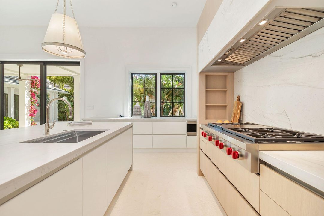 En Venta: $8,990,000 (6 camas, 7 baños, 5893 Pies cuadrados)