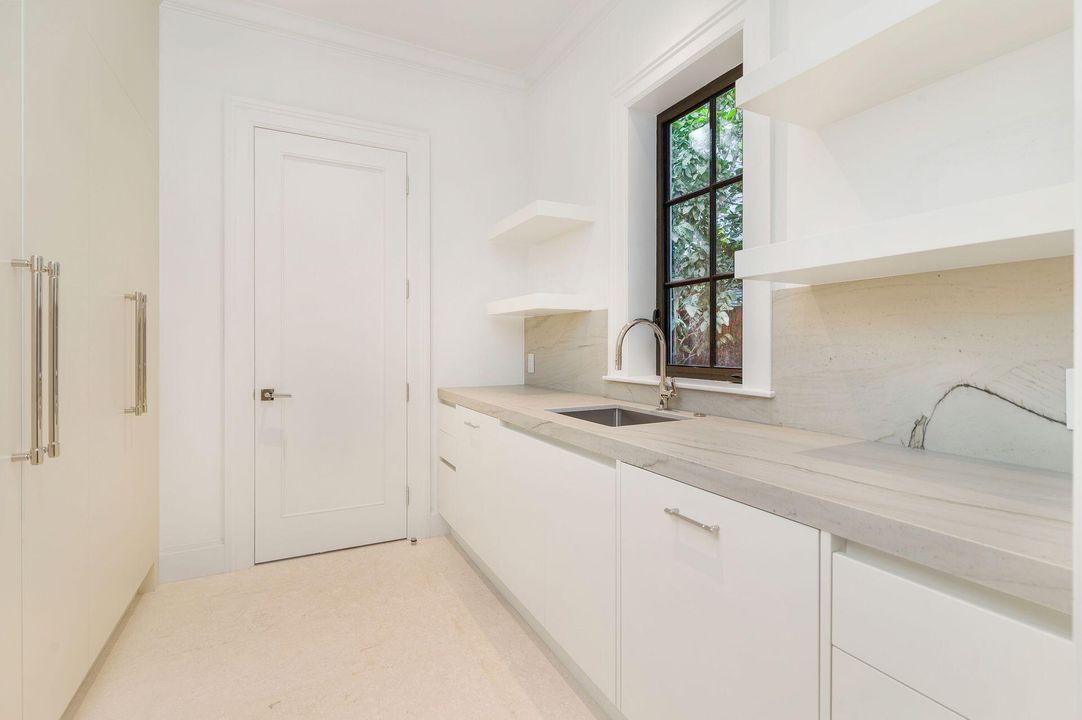 En Venta: $8,990,000 (6 camas, 7 baños, 5893 Pies cuadrados)