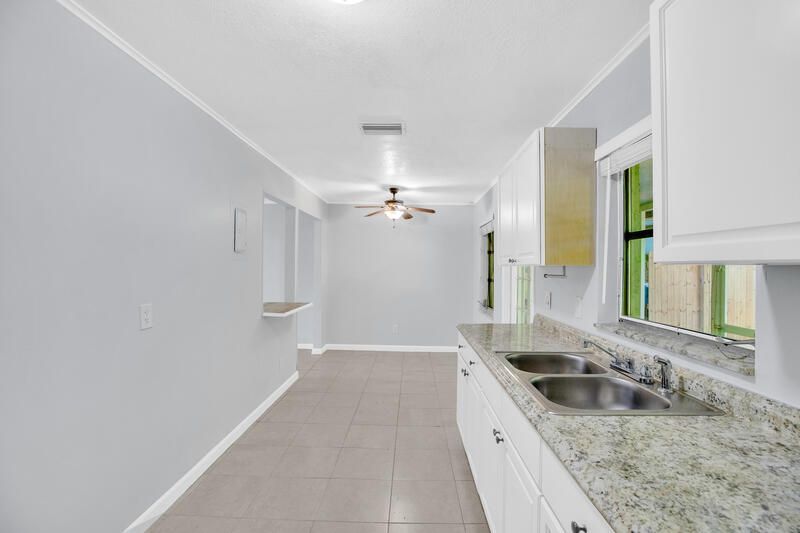 待售: $1,295,000 (0 贝兹, 0 浴室, 800 平方英尺)