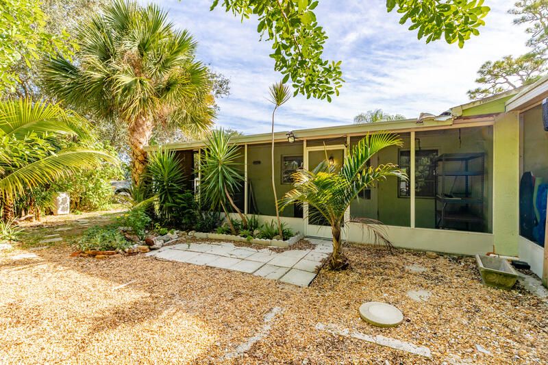 待售: $1,295,000 (0 贝兹, 0 浴室, 800 平方英尺)