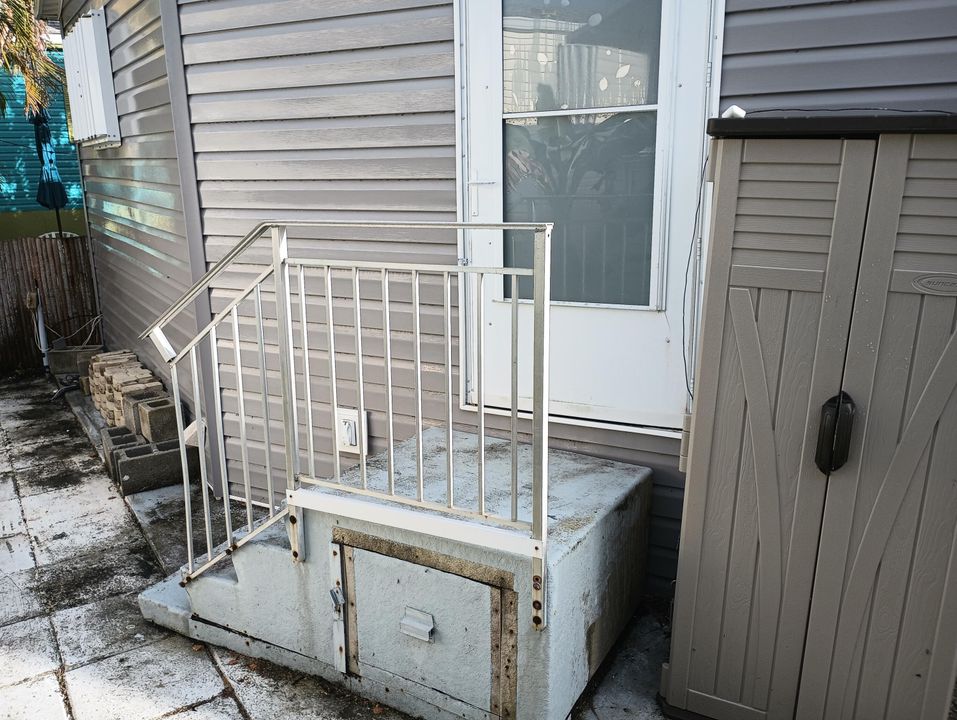 待售: $262,500 (2 贝兹, 1 浴室, 980 平方英尺)