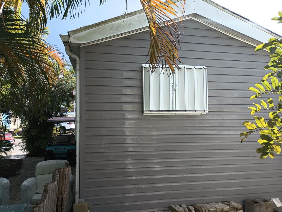 待售: $262,500 (2 贝兹, 1 浴室, 980 平方英尺)