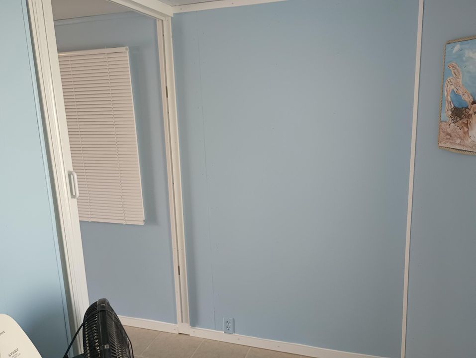 待售: $262,500 (2 贝兹, 1 浴室, 980 平方英尺)