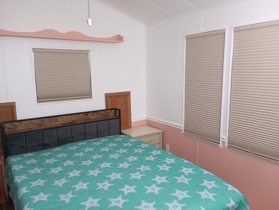 待售: $262,500 (2 贝兹, 1 浴室, 980 平方英尺)