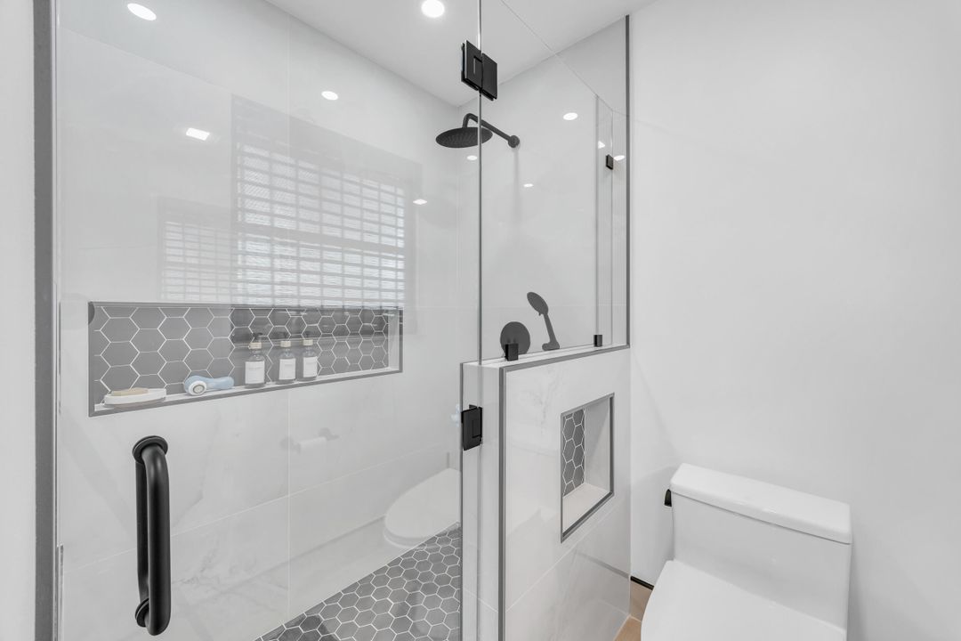 На продажу: $5,695,000 (4 спален, 3 ванн, 2801 Квадратных фут)