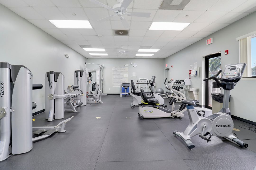 待售: $564,900 (4 贝兹, 2 浴室, 2028 平方英尺)