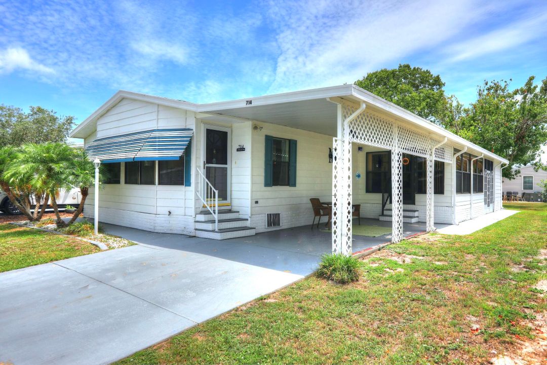 Recently Sold: $179,000 (2 beds, 2 baths, 1447 Square Feet)