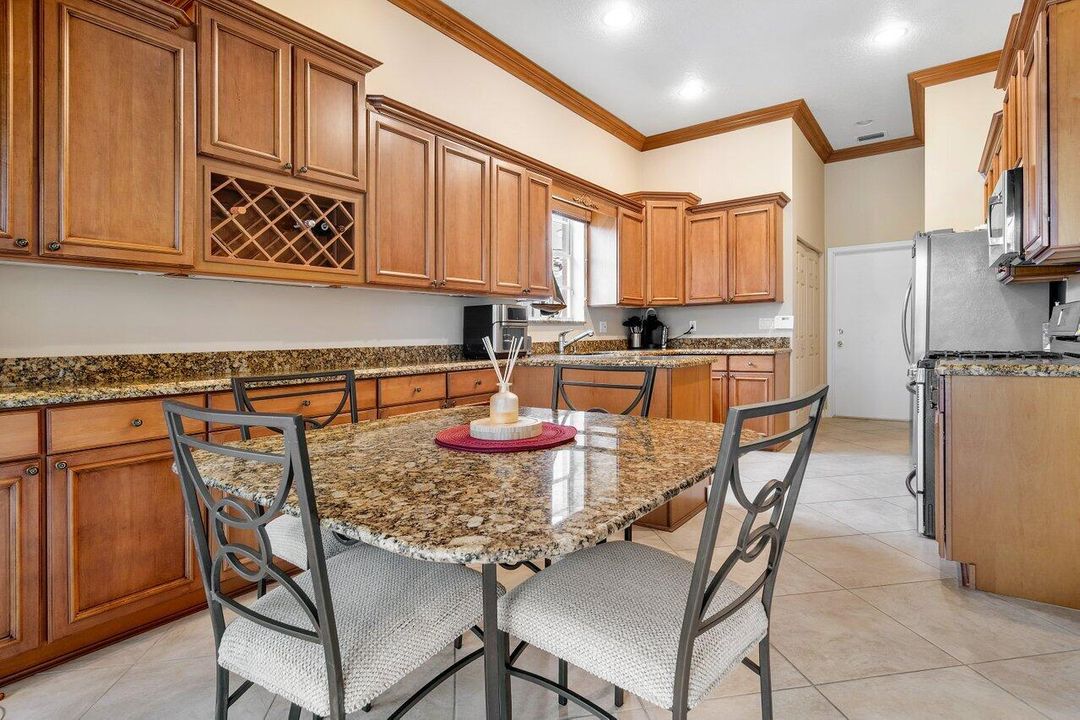 For Rent: $8,500 (3 beds, 2 baths, 1632 Square Feet)