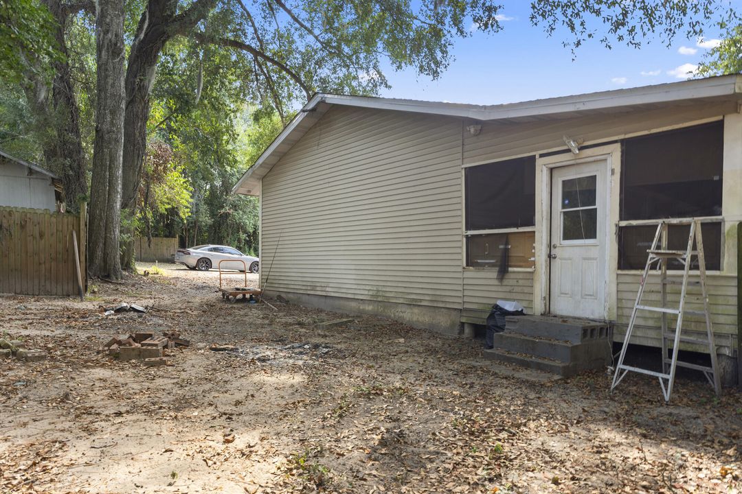 待售: $279,000 (4 贝兹, 2 浴室, 3612 平方英尺)