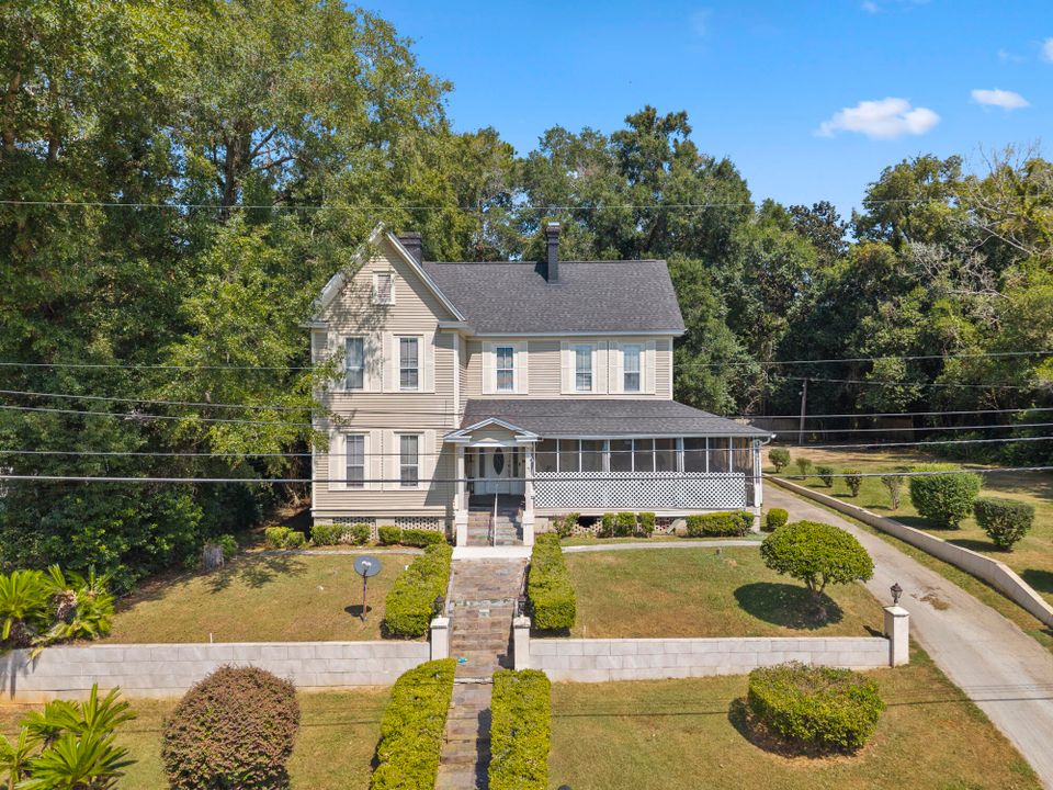 待售: $279,000 (4 贝兹, 2 浴室, 3612 平方英尺)