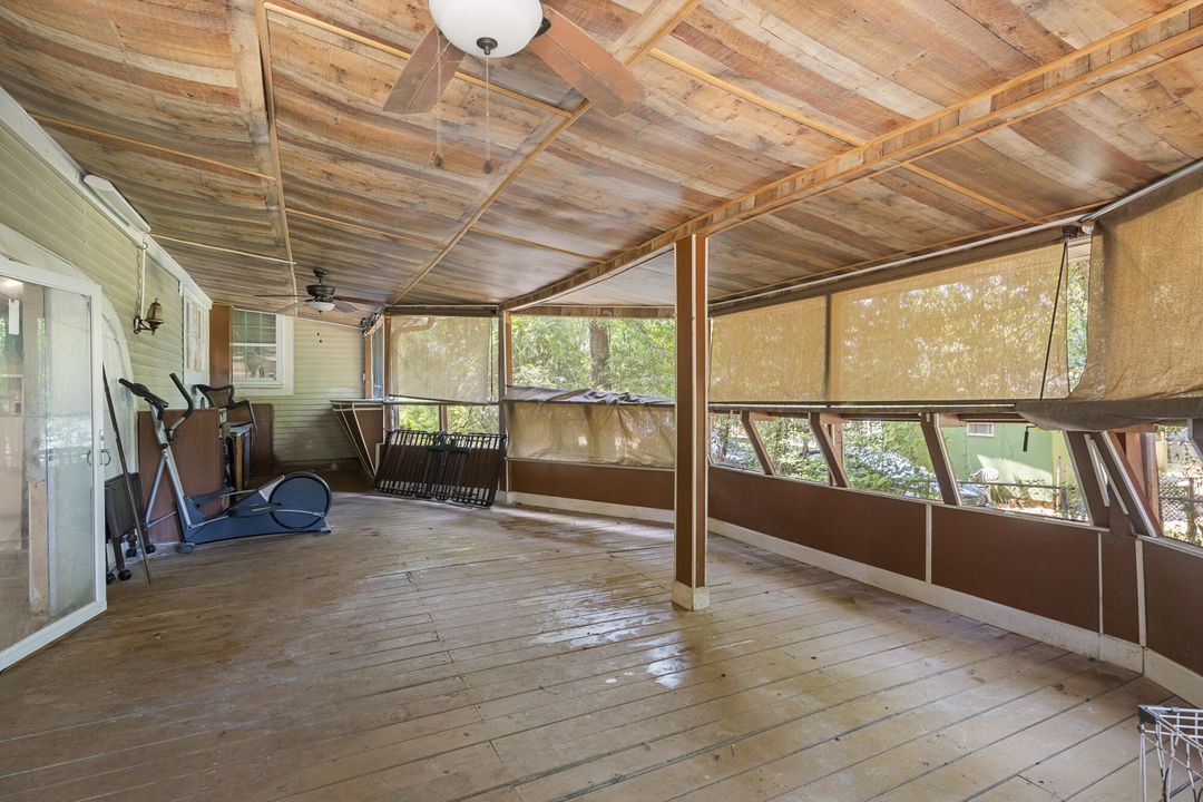 待售: $279,000 (4 贝兹, 2 浴室, 3612 平方英尺)