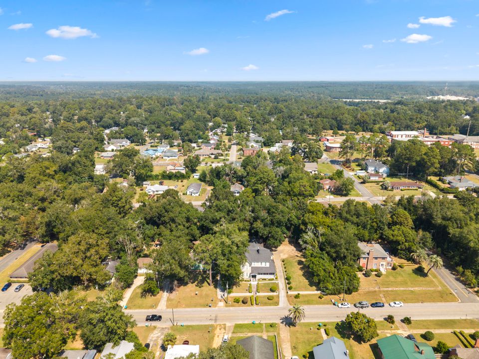 待售: $279,000 (4 贝兹, 2 浴室, 3612 平方英尺)