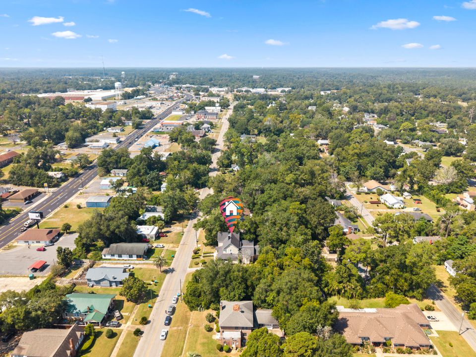 待售: $279,000 (4 贝兹, 2 浴室, 3612 平方英尺)