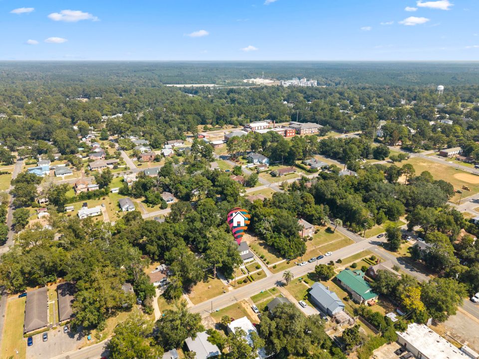 待售: $279,000 (4 贝兹, 2 浴室, 3612 平方英尺)