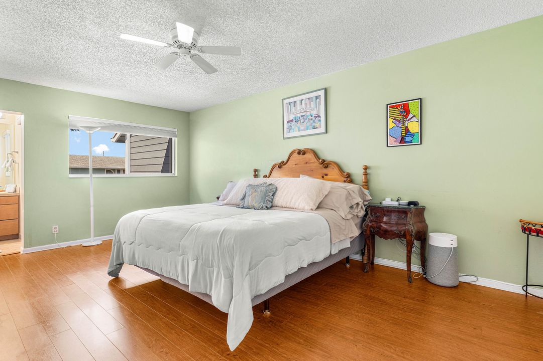 合同活跃: $454,900 (3 贝兹, 2 浴室, 1341 平方英尺)