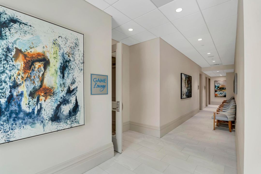 合同活跃: $290,000 (2 贝兹, 2 浴室, 1400 平方英尺)